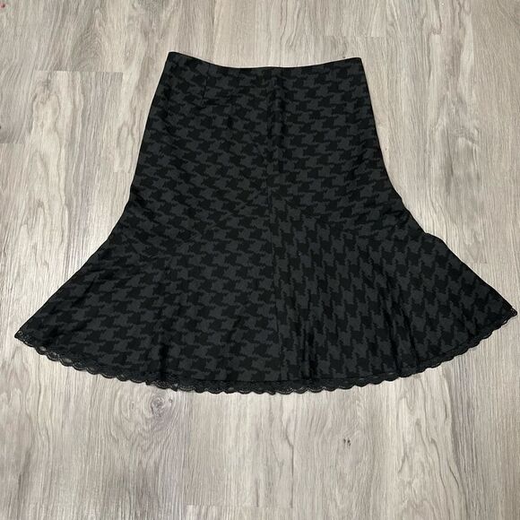 Express Gingham Maxi Skirt - Picture 2 of 5